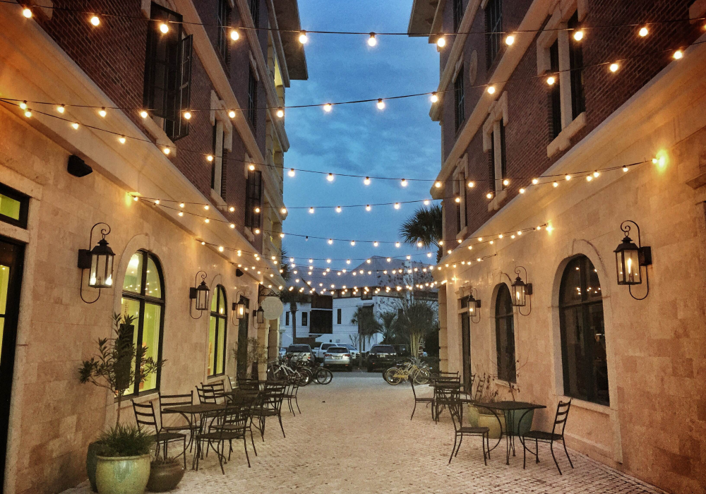 overhead-string-lights-commercial-outdoor-space